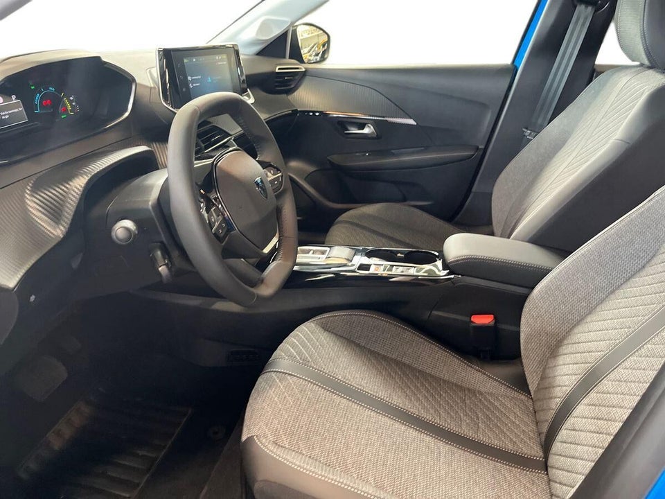 Peugeot e-208 50 Style 5d