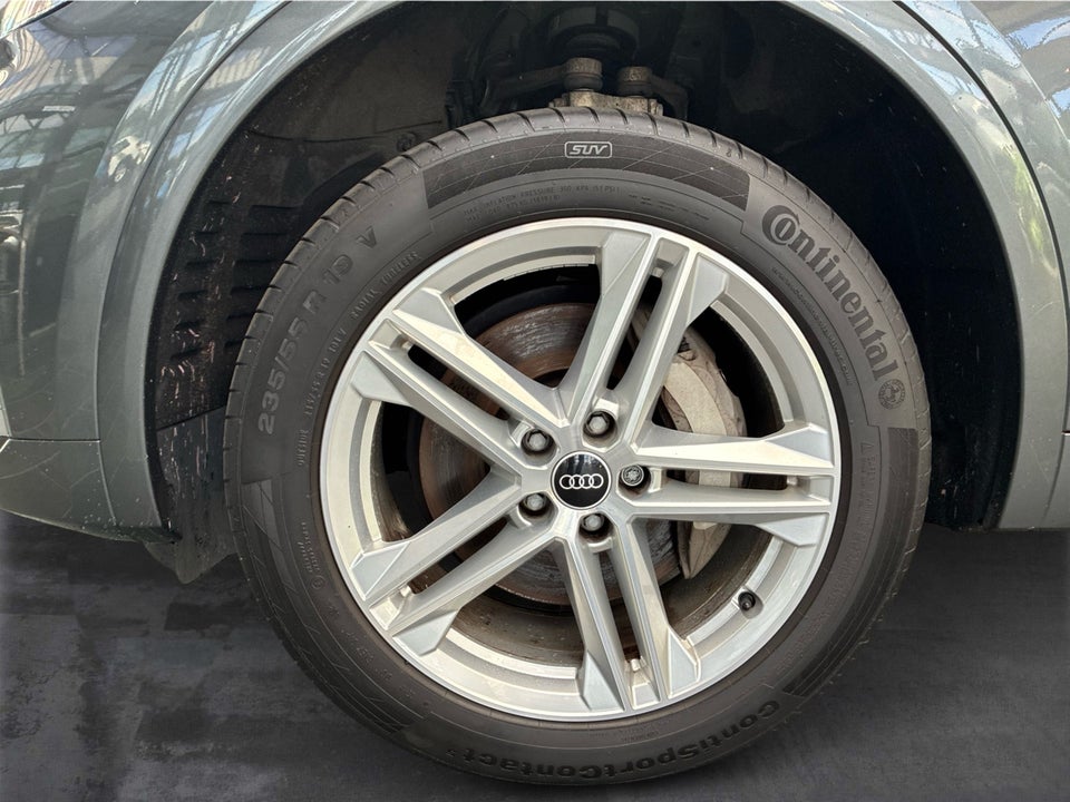 Audi Q5 50 TFSi e S-line quattro S-tr. 5d