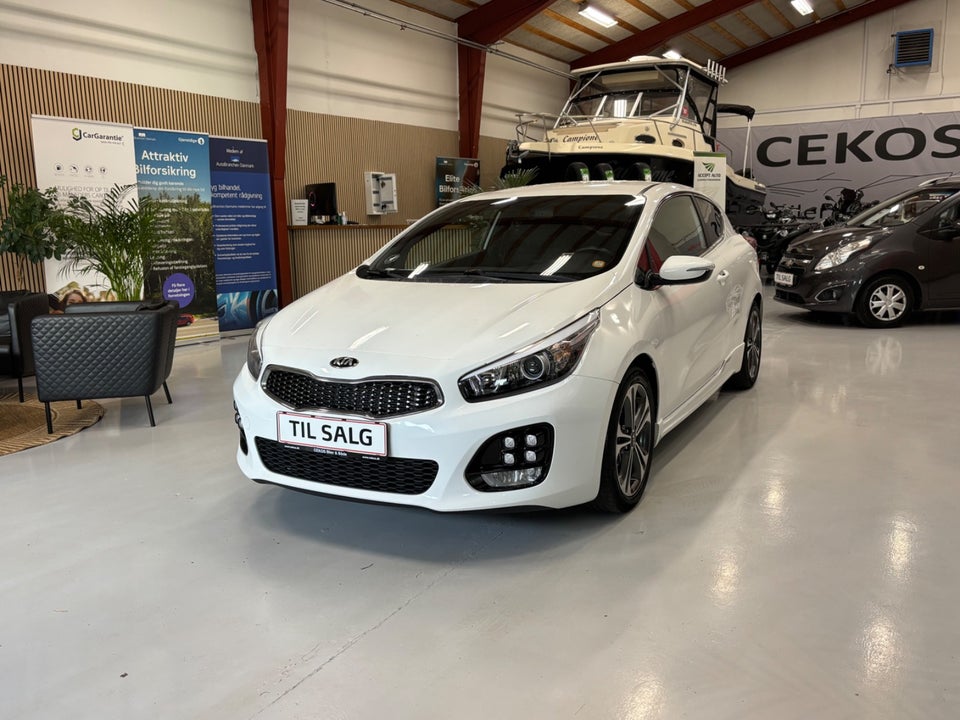 Kia Ceed 1,6 CRDi 136 GT-Line Limited 5d