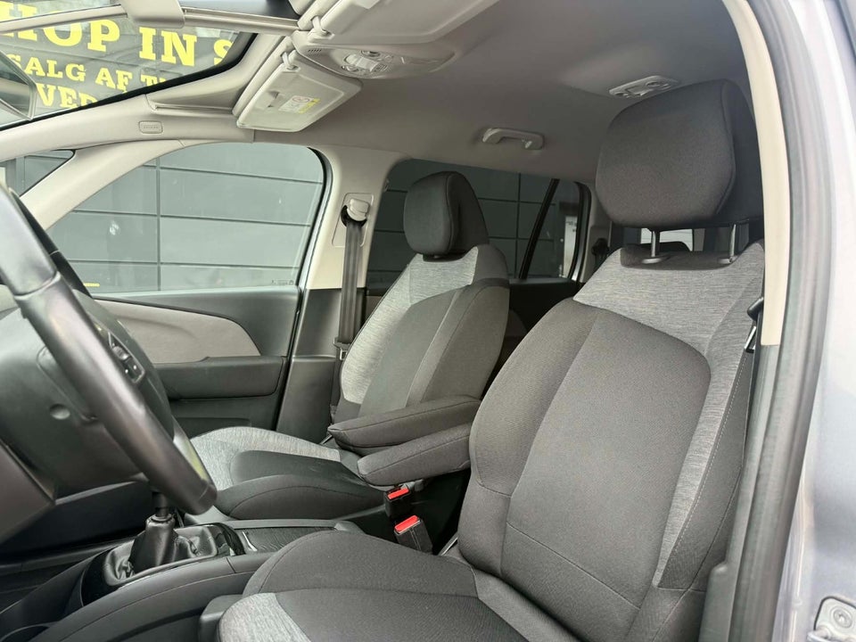 Citroën Grand C4 Picasso 1,2 PureTech 130 Iconic 7prs 5d