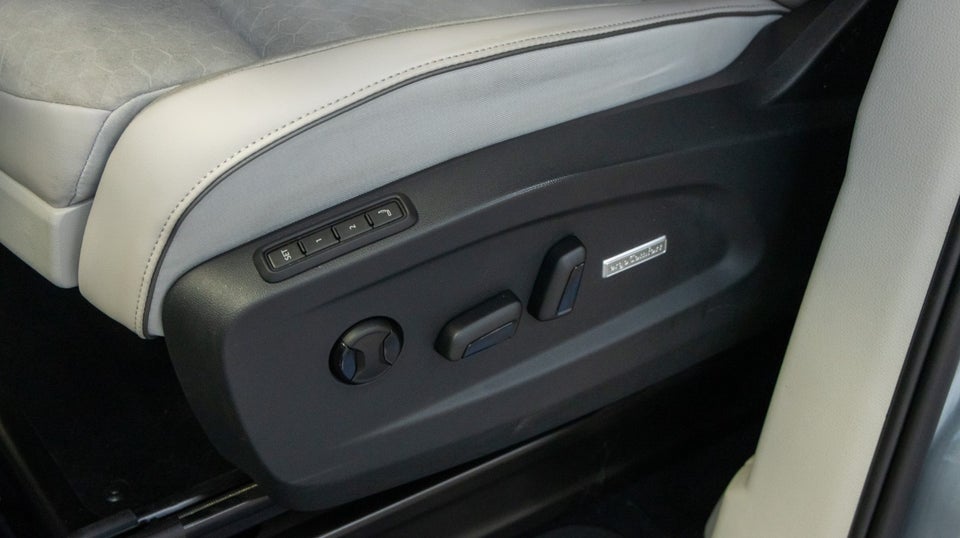 VW ID.Buzz 77 Style SWB 5d