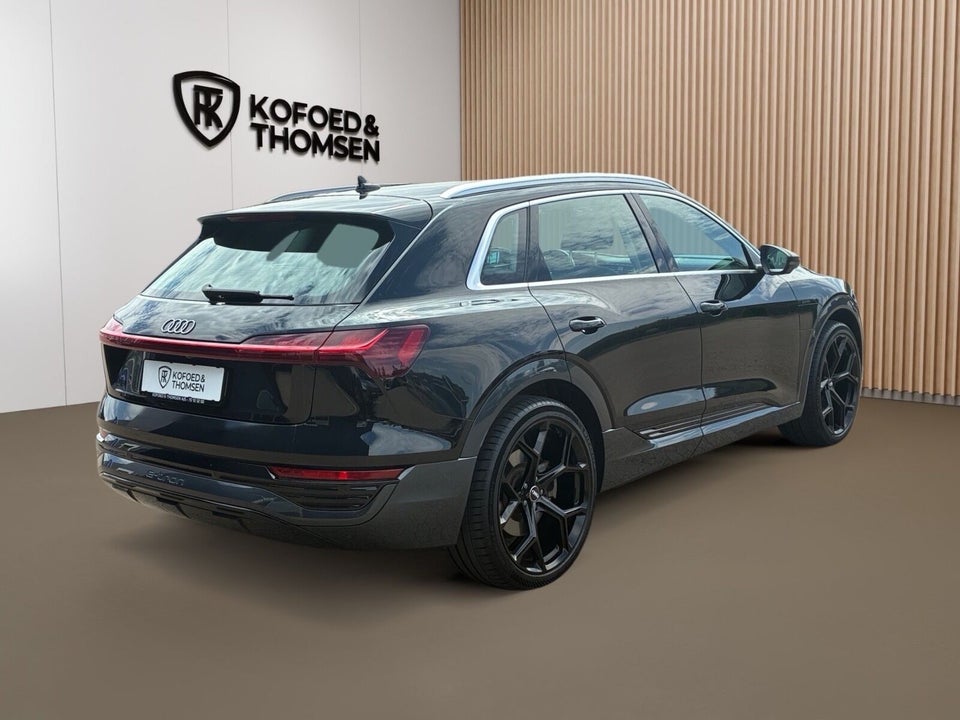 Audi Q8 e-tron 50 Prestige quattro 5d