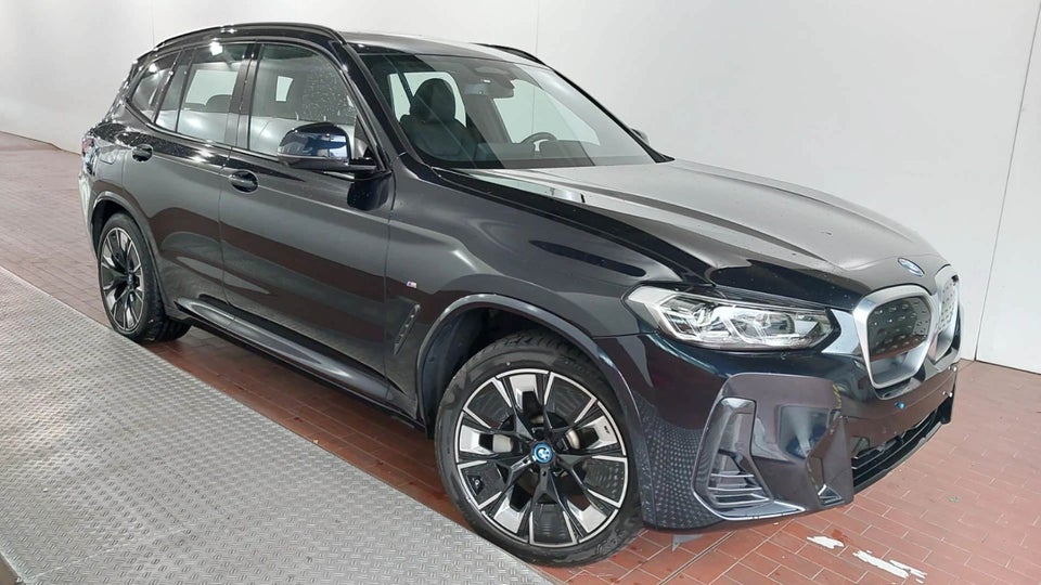 BMW iX3 Charged Plus M-Sport 5d
