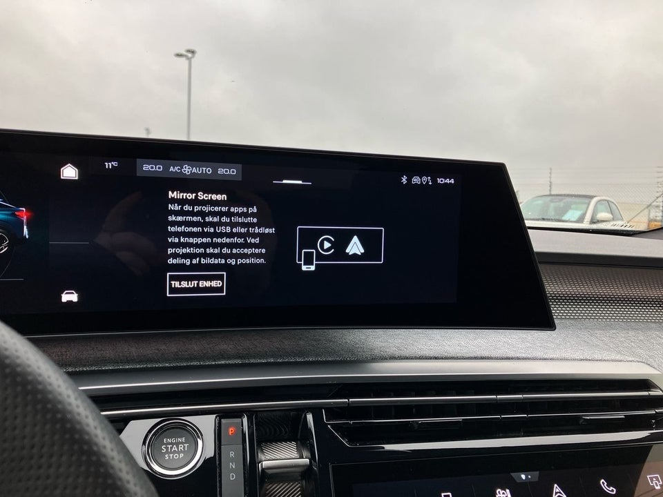 Peugeot e-3008 77 GT Pack 5d