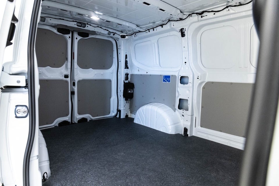 Ford E-Transit Custom 320S 64 Trend