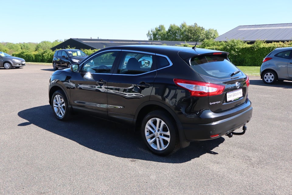 Nissan Qashqai 1,2 Dig-T 115 Tekna 5d