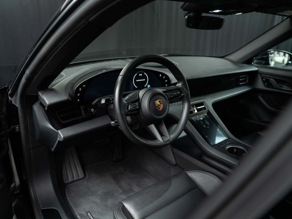 Porsche Taycan 4S Performance+ 4d