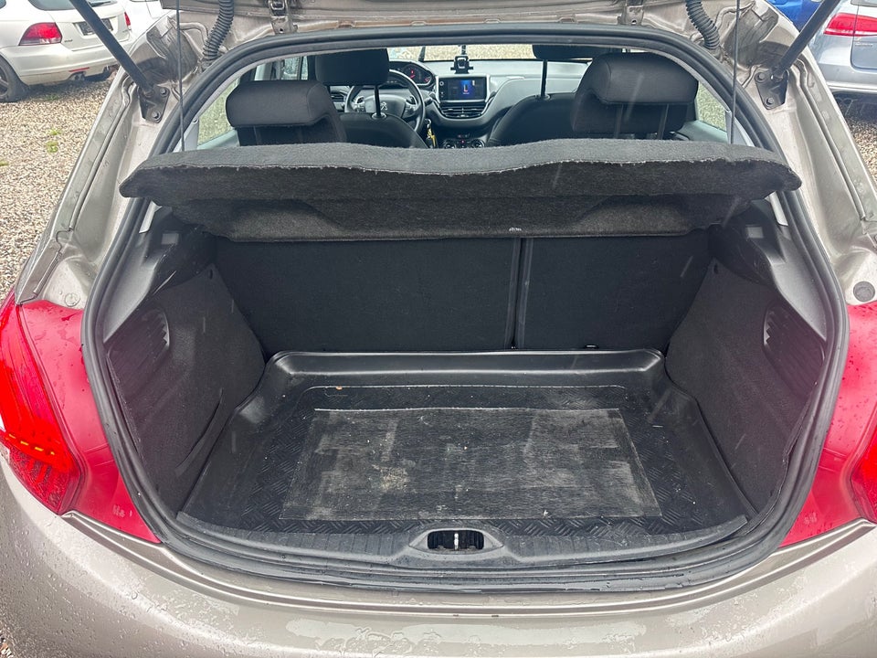 Peugeot 208 1,4 e-HDi 68 Access ESG 5d