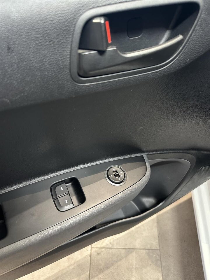 Hyundai i10 1,0 Touch 5d