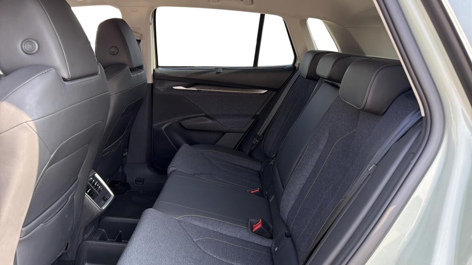 Skoda Elroq 85 iV Maxx 5d