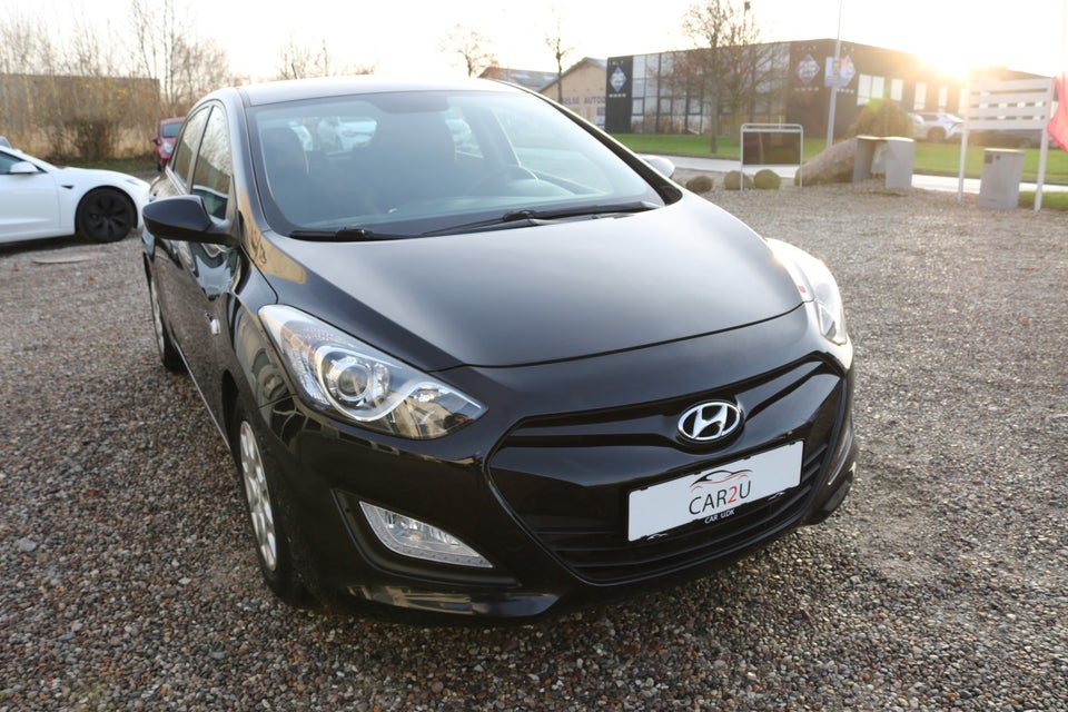 Hyundai i30 1,6 CRDi 110 Comfort Eco 5d