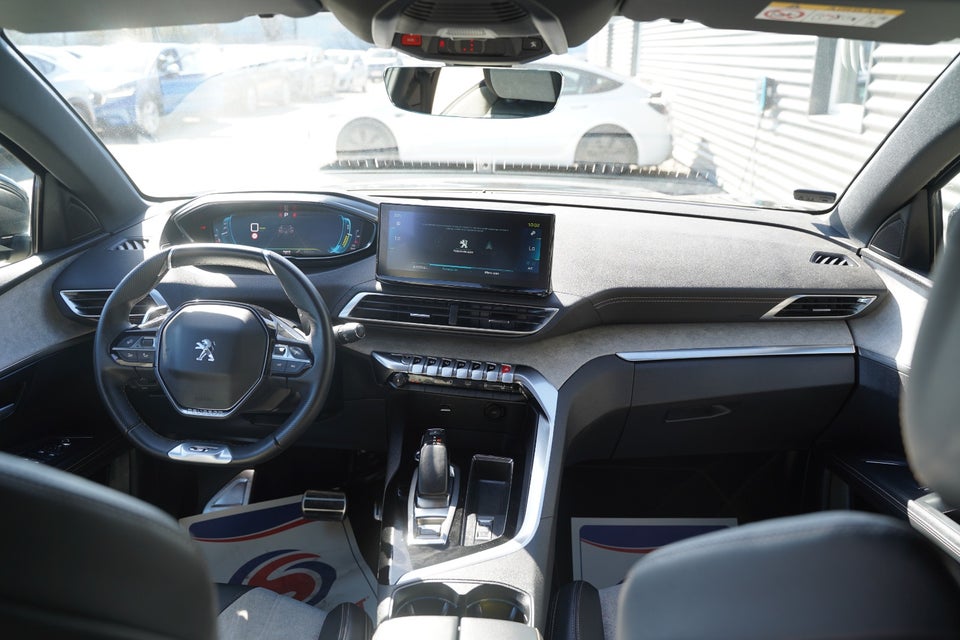 Peugeot 3008 1,6 Hybrid First GT EAT8 5d