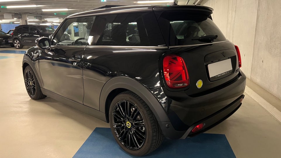 MINI Cooper SE Maximise 3d