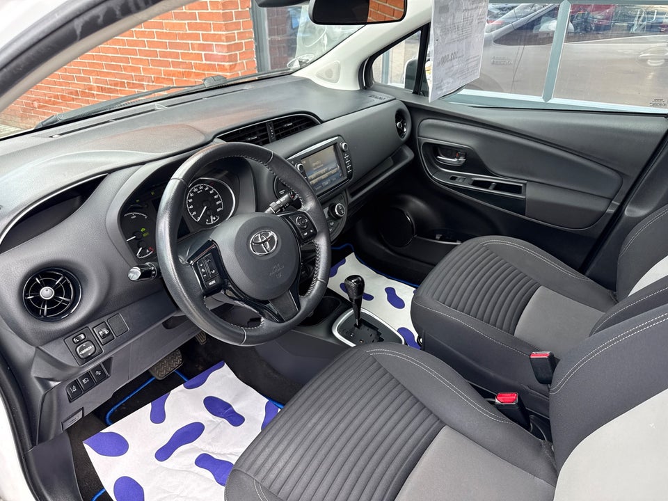 Toyota Yaris 1,5 Hybrid H2 Premium e-CVT 5d
