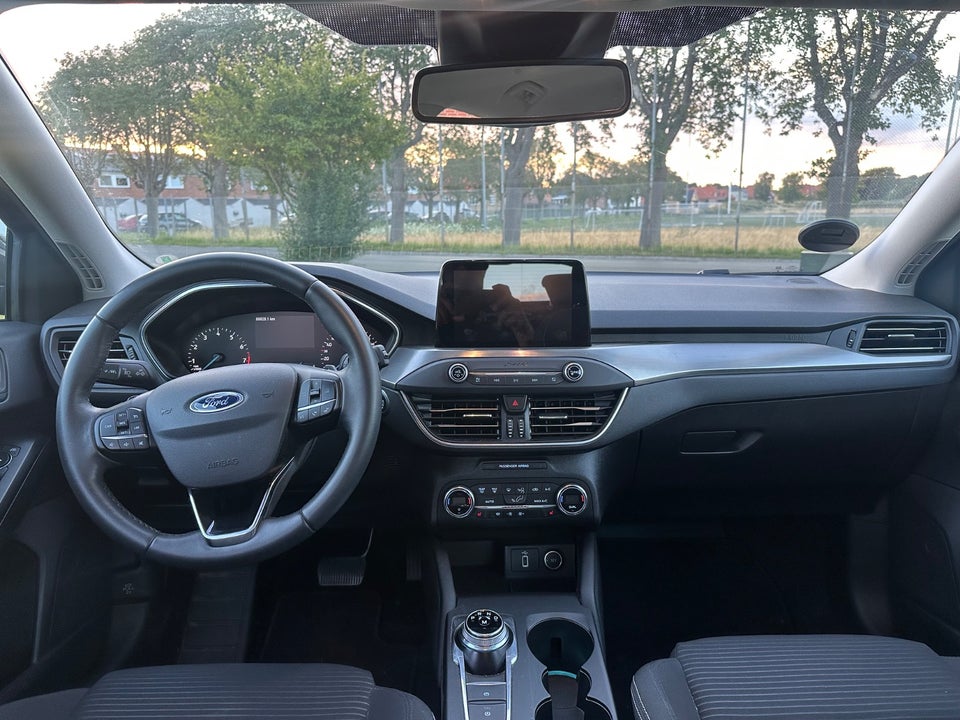 Ford Focus 1,0 EcoBoost Titanium aut. 5d