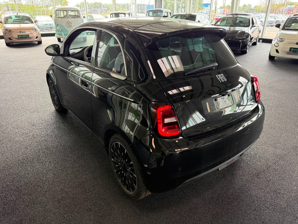 Fiat 500e 42 la Prima Sky 3d