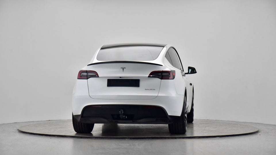 Tesla Model Y Performance AWD 5d