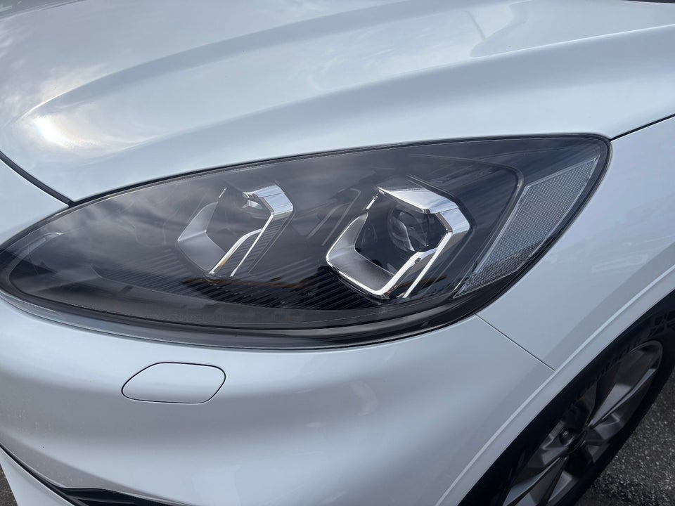 Ford Kuga 2,5 PHEV ST-Line X CVT 5d