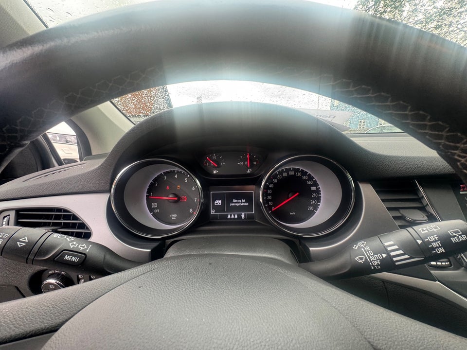 Opel Astra 1,0 T 105 Enjoy 5d