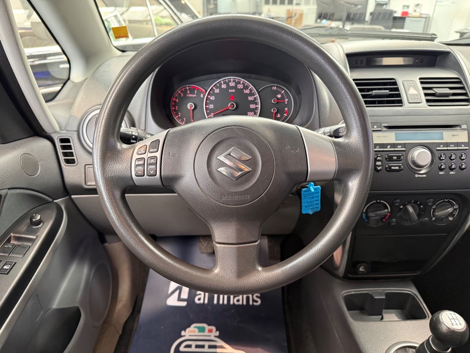 Suzuki SX4 1,6 GL-A 5d