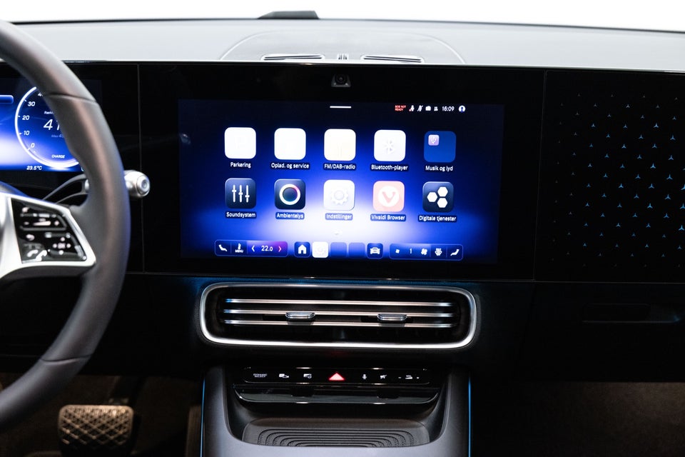 Mercedes CLA250+ EQ Progressive Advance Plus 4d