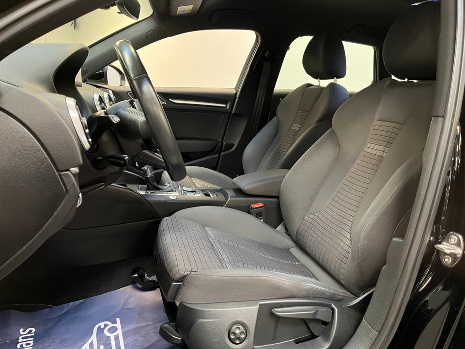 Audi A3 1,4 e-tron Sportback S-tr. 5d