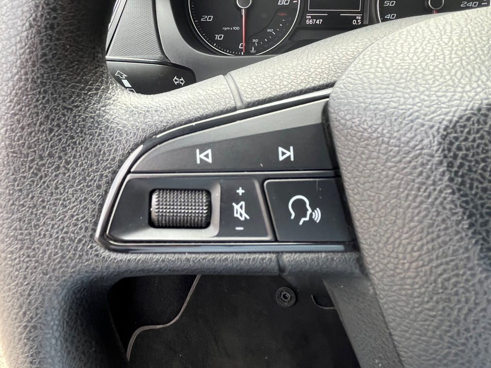 Seat Toledo 1,0 TSi 95 Reference 5d