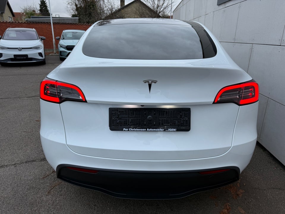 Tesla Model Y RWD 5d