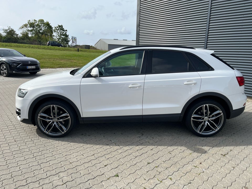 Audi Q3 1,4 TFSi 150 S-tr. 5d