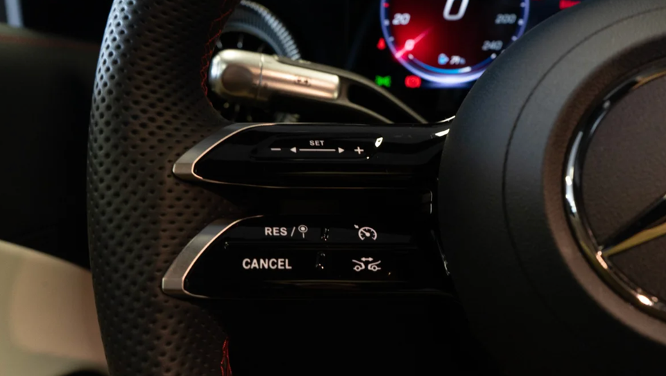 Mercedes CLA250+ EQ AMG Advance Plus 4d