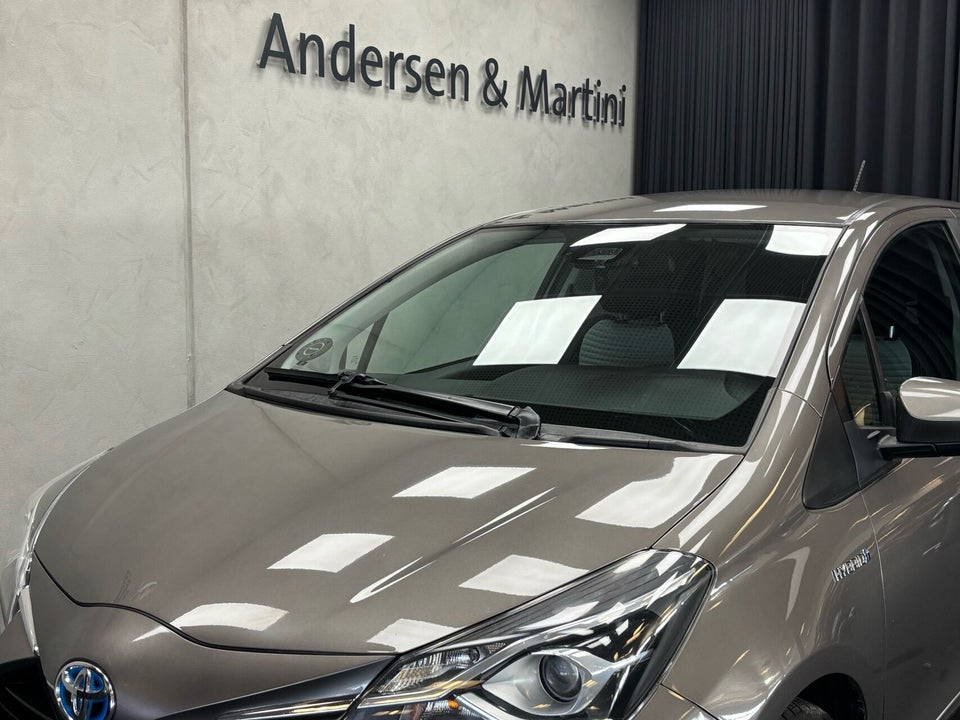 Toyota Yaris 1,5 Hybrid H2 Premium e-CVT 5d