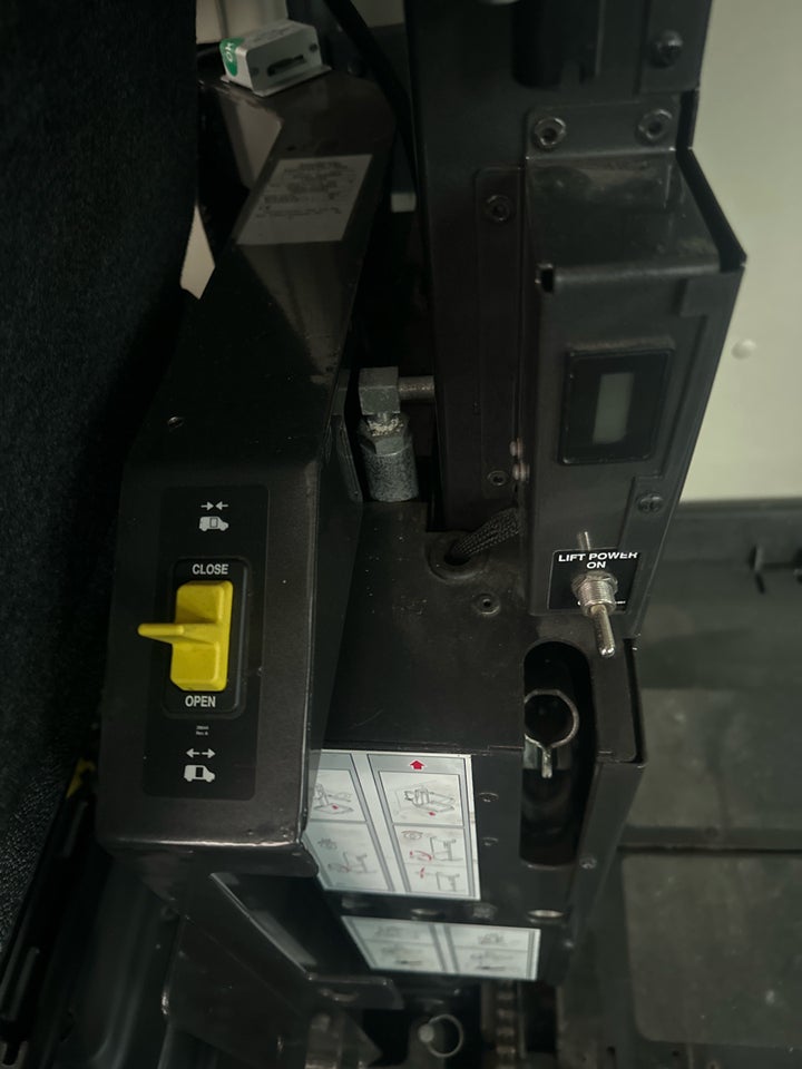 Fiat Ducato 30 2,3 MJT 180 Combinato L1H1