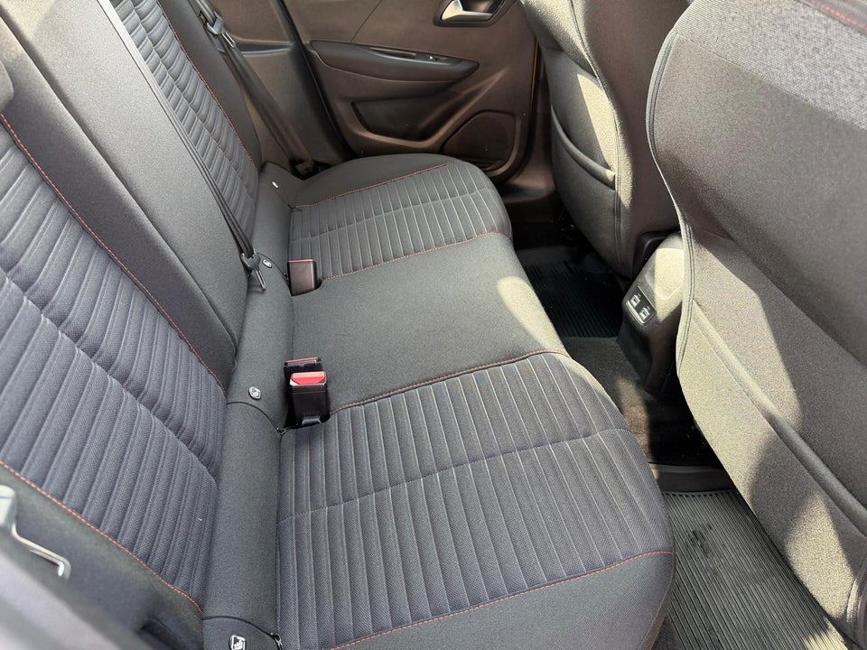 Peugeot e-208 50 Active 5d