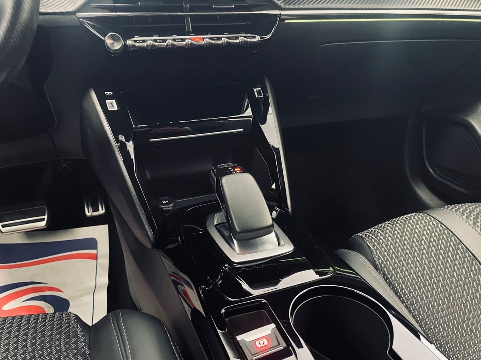 Peugeot e-208 50 GT Pack 5d