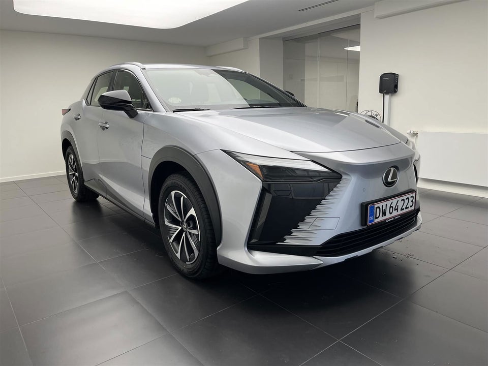 Lexus RZ450e Comfort 5d