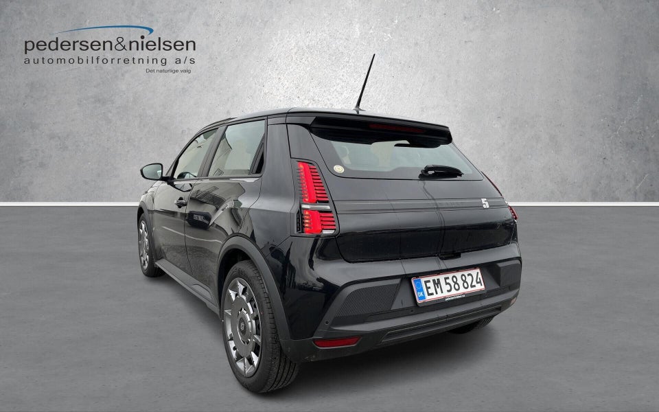 Renault 5 E-Tech 40 Evolution 5d