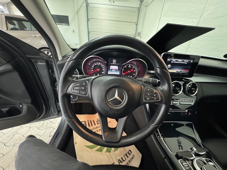 Mercedes C220 d 2,2 AMG Line stc. aut. 5d