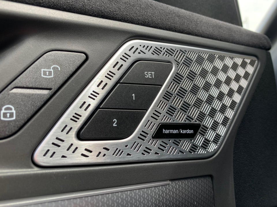 BMW iX2 eDrive20 M-Sport Pro 5d