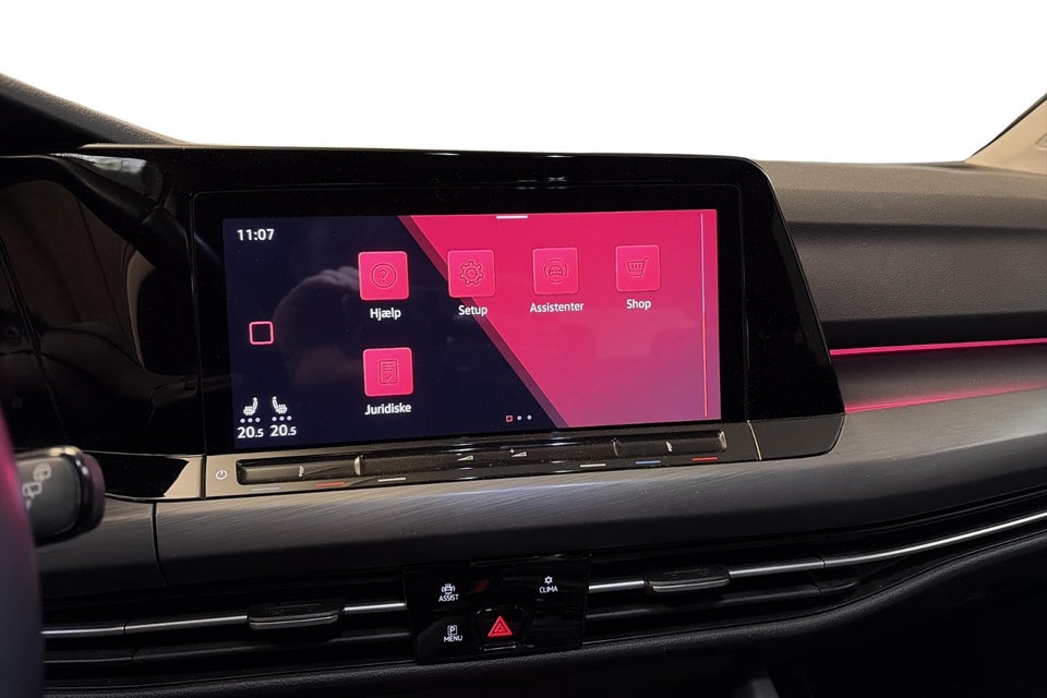 VW Golf VIII 1,5 eTSi 150 Style Variant DSG 5d