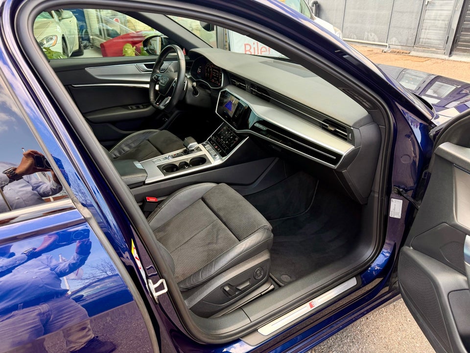 Audi A6 55 TFSi e S-line Avant quattro S-tr. 5d