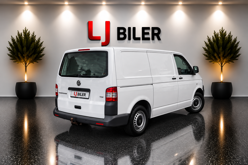 VW Transporter 2,0 TDi 84 Kassevogn kort