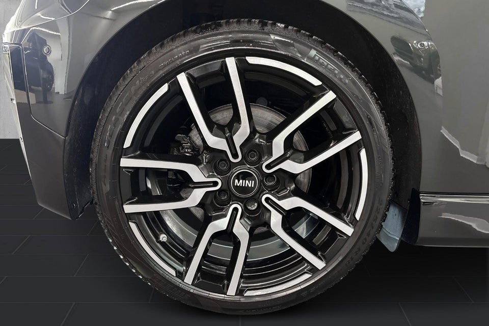 MINI Cooper E JC Works Trim XL 3d