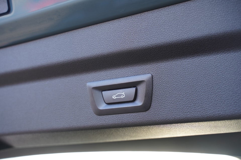 BMW iX2 eDrive20 M-Sport 5d