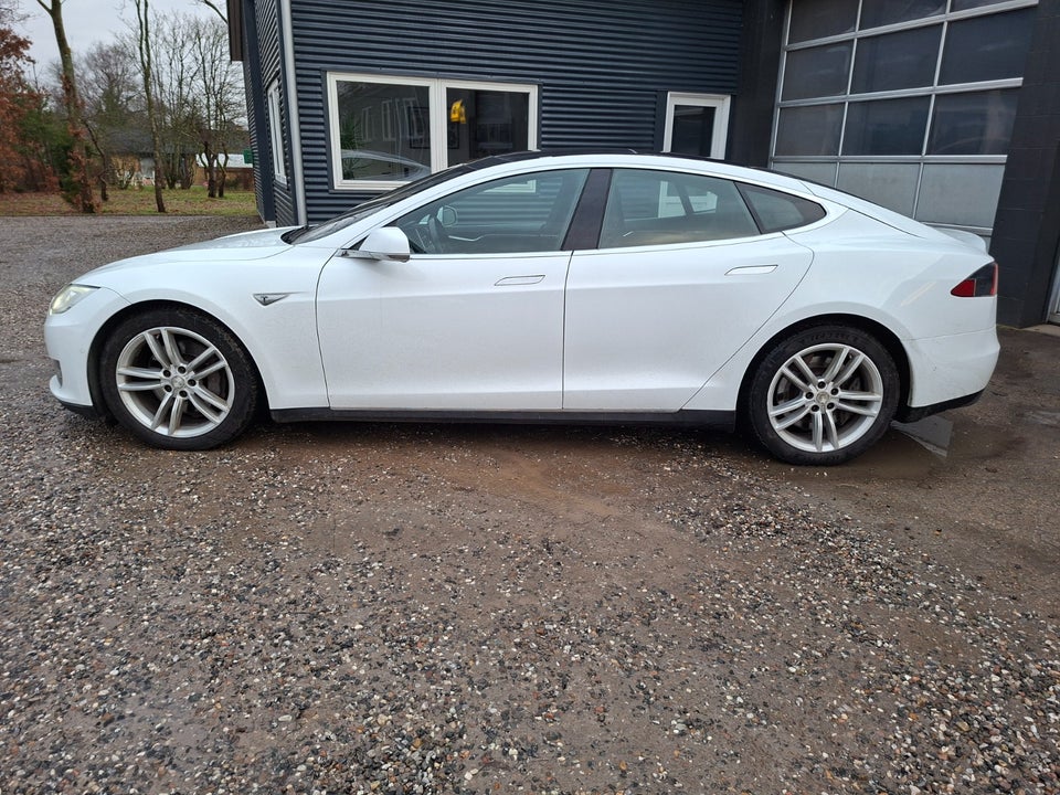 Tesla Model S 85D 5d