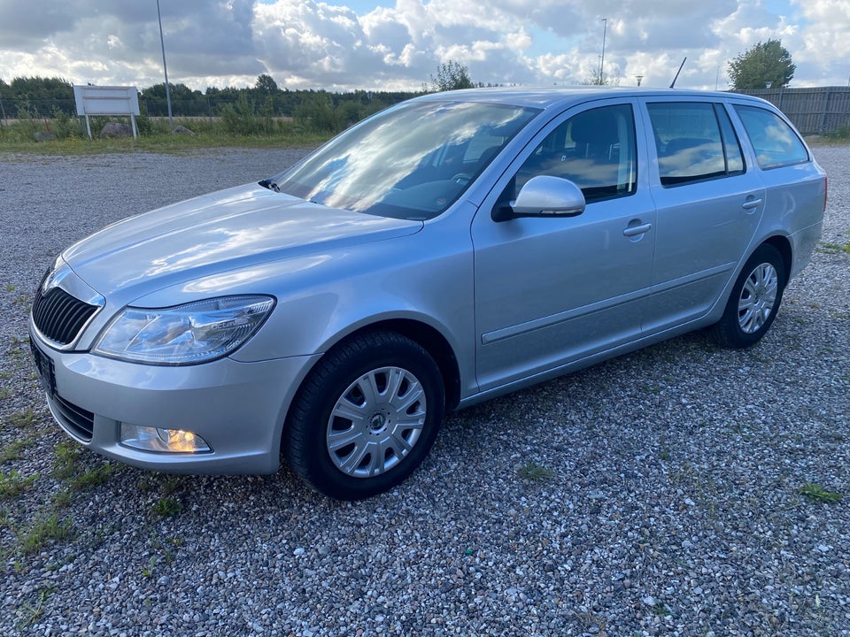 Skoda Octavia 1,4 TSi 122 Ambiente Combi 5d