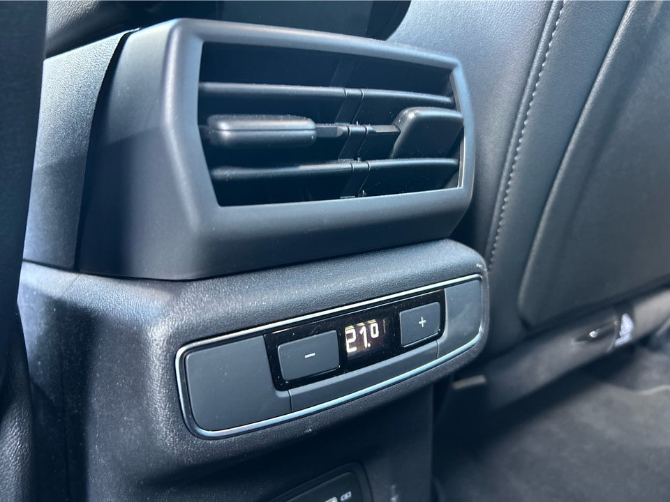 Audi Q4 e-tron 40 S-line 5d