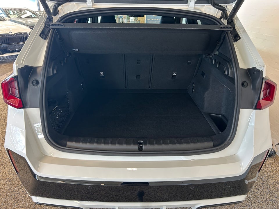 BMW iX1 xDrive30 Fully Charged M-Sport 5d