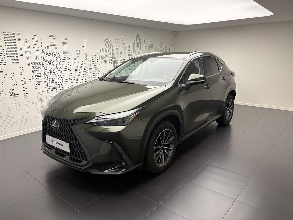 Lexus NX450h+ 2,5 Business+ aut. AWD 5d