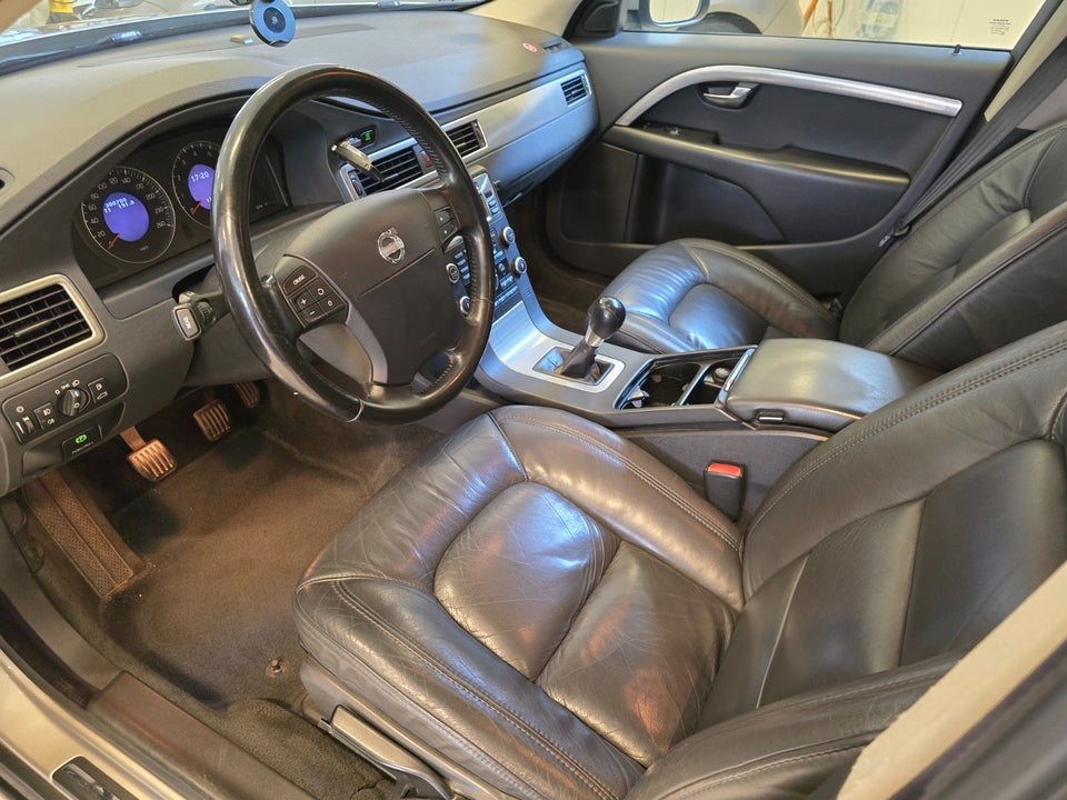 Volvo V70 2,0 Momentum 5d