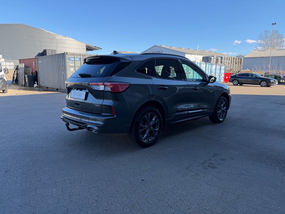 Ford Kuga 2,5 PHEV ST-Line X CVT 5d
